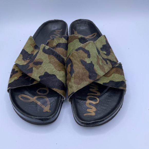 Sam Edelman Adora Camo Cowhide Criss Cross Sandals - Picture 1 of 4